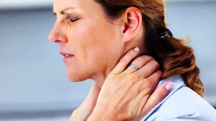 Ból pleców w szyi to odruchowy zespół osteochondrozy szyjnej