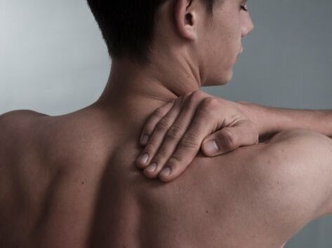 ból pleców z osteochondrozą szyjną